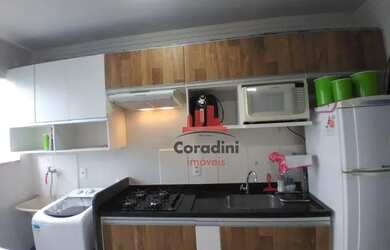 Imagem: O apartamento possui 2 Dormitórios, 1 Banheiro, 1 Vaga na garagem