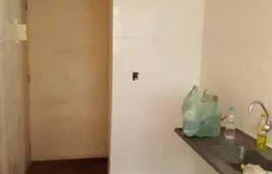 Imagem: O apartamento possui 2 Dormitórios, 1 Banheiro, 45m² de Área
