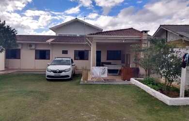 Imagem: A casa possui 2 Dormitórios, 3 Vagas na garagem, Imóvel novo