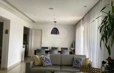 Imagem: O apartamento possui 3 Dormitórios, 4 Banheiros, 2 Vagas na