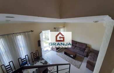 Imagem: A casa em condomínio possui 3 Dormitórios, 2 Banheiros, 2