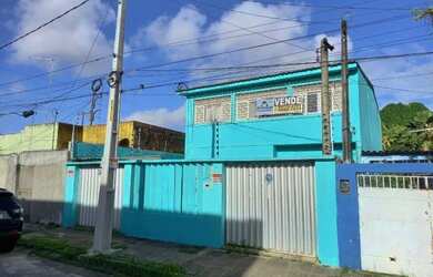 Imagem: A casa possui 5 Dormitórios, 4 Banheiros, 2 Vagas na garagem