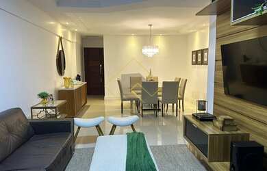 Imagem: O apartamento possui 4 Dormitórios, 3 Banheiros, 2 Vagas na