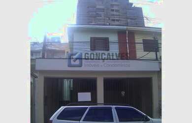 Imagem: A casa possui 2 Dormitórios, 1 Banheiro, 2 Vagas na garagem