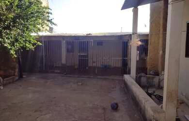 Imagem 6: Lote com 3 casas no Condomínio Cachoeira, Urgente, 119.000