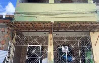 Imagem: A casa possui 2 Dormitórios, 3 Banheiros e está localizado