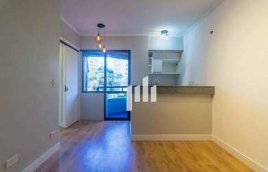 Imagem: O apartamento possui 1 Dormitório, 1 Banheiro, 1 Vaga na garagem