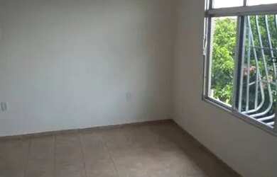 Imagem: A casa possui 1 Dormitório, 1 Banheiro e está localizado