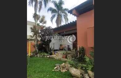 Imagem: A casa à venda possui 3 Dormitórios, 2 Banheiros, 3 Vagas