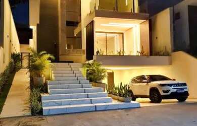 Imagem: A casa em condomínio possui 5 Dormitórios, 5 Banheiros, 4