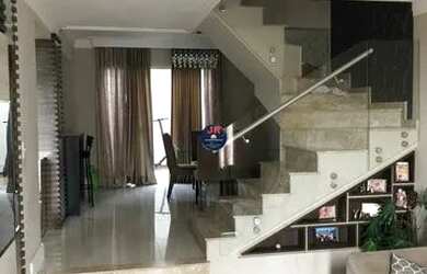 Imagem 5: Sobrado triplex a venda noa tuba aceita permuta menor valor 620 mil