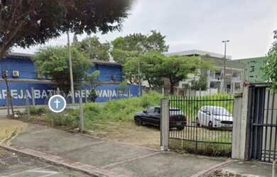 Imagem: O terreno possui 560m² de Área e está localizado em Itapuã