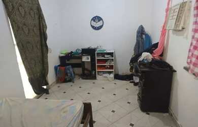 Imagem: A casa possui 5 Dormitórios, 3 Banheiros, 2 Vagas na garagem