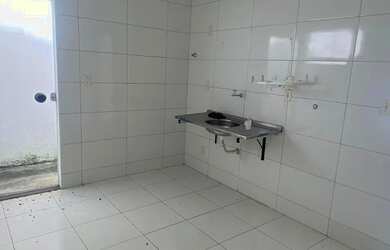 Imagem 3: Casa Residencial Para Venda em Rua Pública, Sim, Feira de Santana, 2...