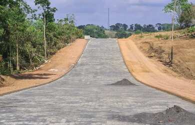 Imagem: O terreno possui 2.500m² de Área e está localizado em Jardim
