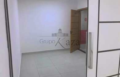 Imagem: O depósito possui 1 Vaga na garagem, 38m² de Área e está