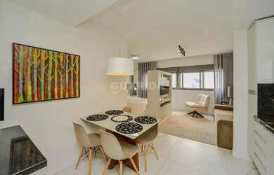 Imagem: O apartamento possui 1 Dormitório, 1 Banheiro, 1 Vaga na garagem