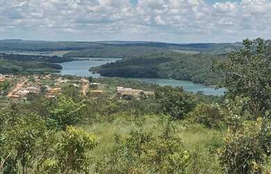 Imagem: O terreno possui 1.000m² de Área e está localizado em Taguatinga