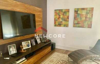 Imagem: A casa em condomínio possui 5 Dormitórios, 5 Banheiros, 5