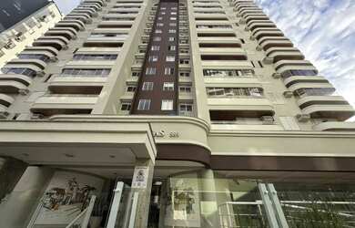 Imagem: O apartamento possui 4 Dormitórios, 5 Banheiros, 2 Vagas na