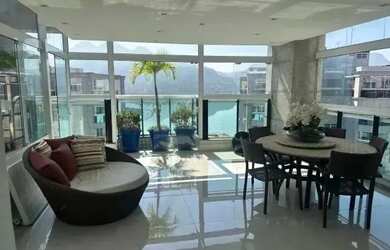 Imagem: O apartamento na cobertura à venda possui 3 Dormitórios, 5