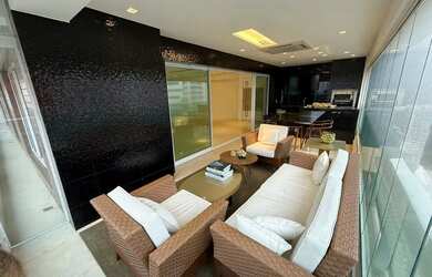 Imagem: O apartamento possui 4 Dormitórios, 4 Banheiros, 4 Vagas na