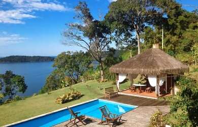 Imagem 1: Casa em condominio com vista espetacular , piscina jardim espaçoso e área gourmet