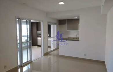 Imagem: O apartamento possui 3 Dormitórios, 2 Banheiros, 2 Vagas na