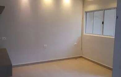 Imagem: A casa possui 3 Dormitórios, 4 Banheiros, 2 Vagas na garagem