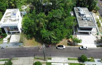 Imagem: O terreno está localizado em Ponta Negra, Manaus à venda por