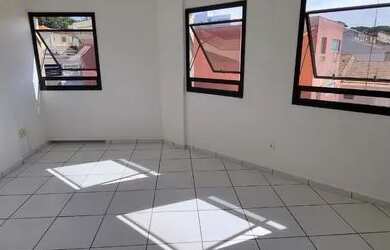 Imagem: O depósito possui 50m² de Área e está localizado em Centro