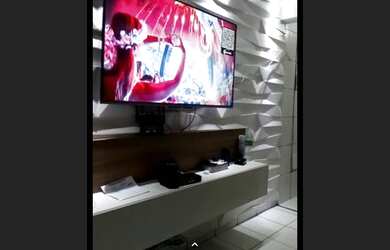 Imagem: O apartamento possui 2 Dormitórios, 1 Banheiro e 1 Vaga na