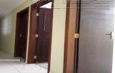 Imagem: A casa possui 4 Dormitórios, 4 Banheiros, 4 Vagas na garagem