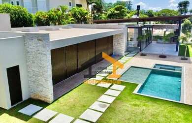 Imagem: A casa em condomínio possui 4 Dormitórios, 2 Banheiros, 5