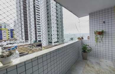 Imagem: O apartamento possui 3 Dormitórios, 1 Banheiro, 1 Vaga na garagem