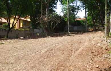 Imagem: O terreno possui 1.058m² de Área e está localizado em Parque