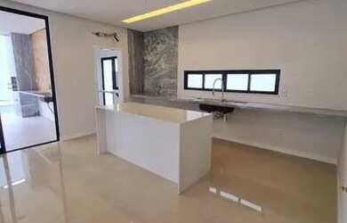 Imagem 7: Condomínio para venda possui 386 metros quadrados com 5 quartos em Ponta Negra - Manaus