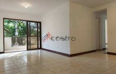 Imagem: O apartamento possui 3 Dormitórios, 1 Banheiro, 2 Vagas na