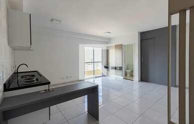Imagem: O apartamento possui 1 Dormitório, 1 Banheiro, 41m² de Área