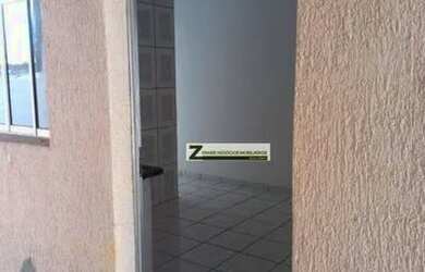 Imagem: A casa em condomínio possui 2 Dormitórios, 1 Banheiro, 2 Vagas