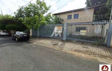 Imagem: O depósito possui 4 Vagas na garagem, 400m² de Área e está