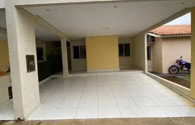 Imagem: A casa em condomínio possui 3 Dormitórios, 2 Banheiros, 2