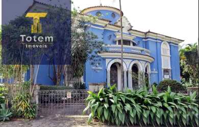 Imagem: A casa possui 5 Dormitórios, 5 Banheiros, 5 Vagas na garagem