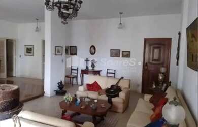 Imagem: O apartamento possui 4 Dormitórios, 3 Banheiros, 1 Vaga na