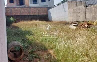 Imagem: O terreno possui 12m² de Área, Imóvel novo e está localizado