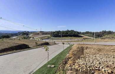 Imagem: O terreno possui 464m² de Área e está localizado em Flores