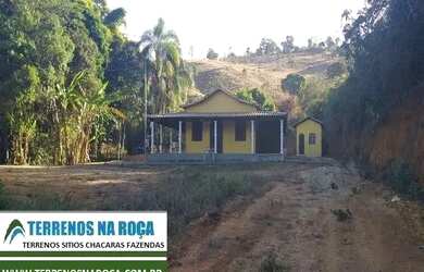 Imagem 13: Sitio em Crucilândia/MG, com nascente e lagoa, casa nova grande ótimo...