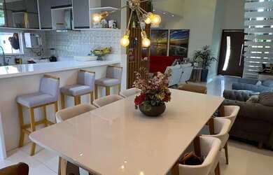 Imagem 15: Sobrado para aluguel e venda tem 174 metros quadrados com 4 quartos