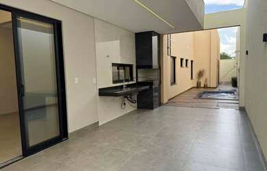 Imagem 4: Casa 3 suítes 409 sul. Piscina, Churrasqueira, VarandaeGuarda roupa