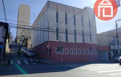 Imagem: O depósito possui 747m² de Área e está localizado em Centro